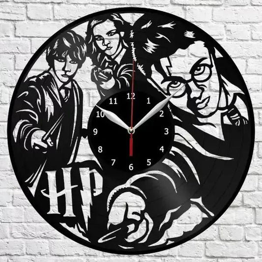 Harry Porter Design Analogue Wall Clock